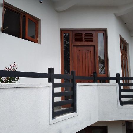 Holly House Homestay إيلا المظهر الخارجي الصورة